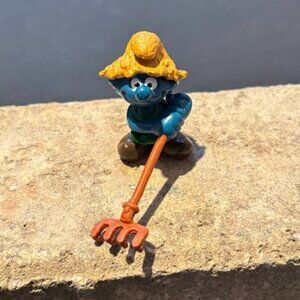 Vintage 1982 Smurf Haymaker Farmer Garden Rake Schleich Figure Peyo PVC